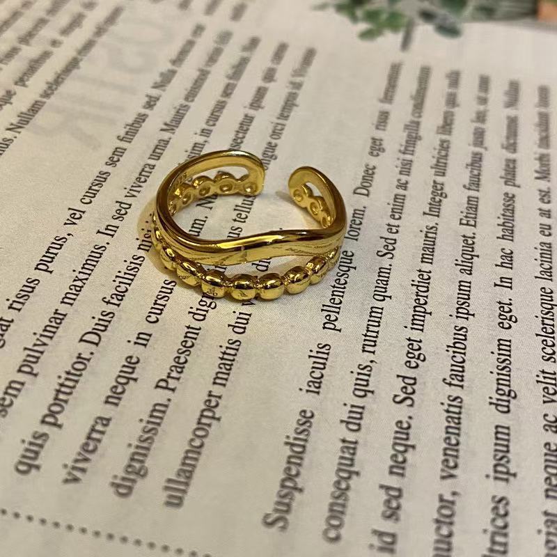 Classic Ring with Timeless Appeal