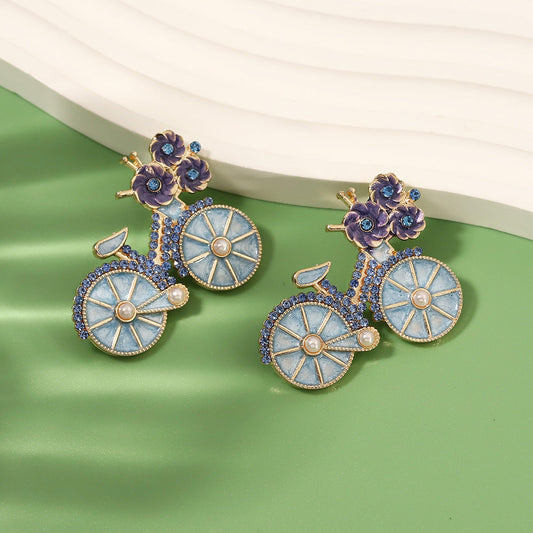 Charming Piece for Any Occasion