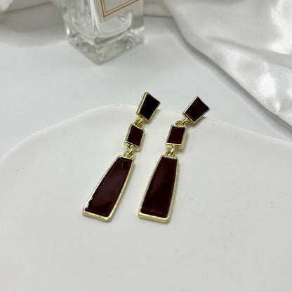 Classic Earring with Timeless Appeal