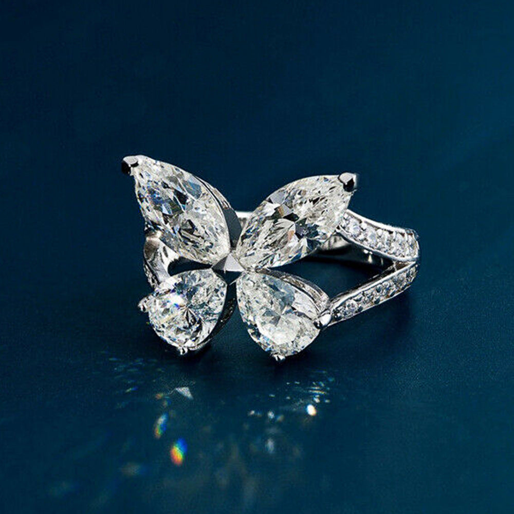 Beautiful Set with Unique Style
