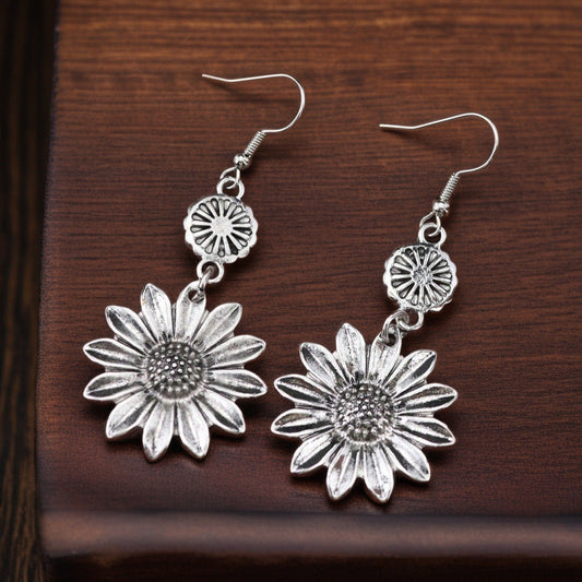 Vintage Handmade Earring