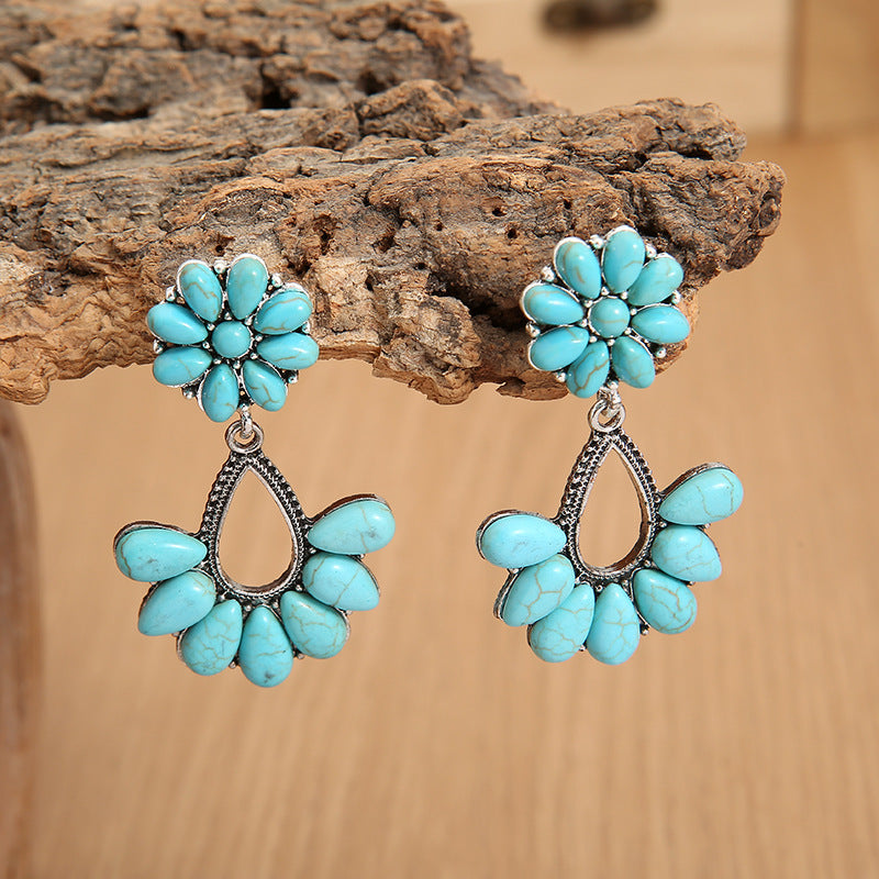 Charming Earring for Any Occasion