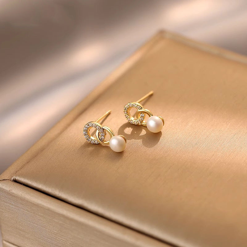 Elegant Pearl Earring for Every Occasion