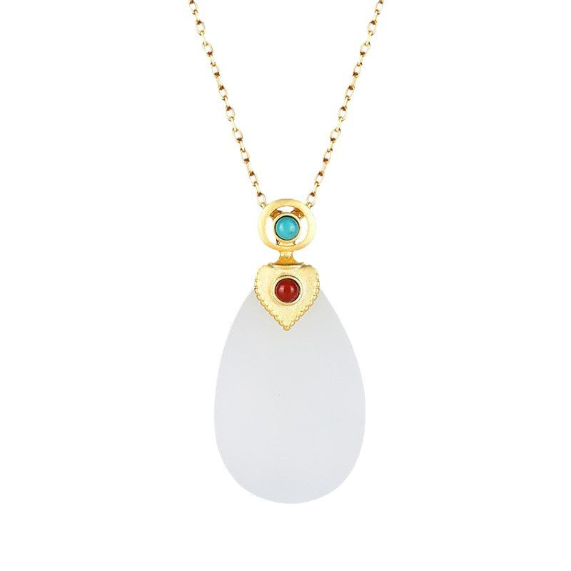 Beautiful Gold Necklace with Unique Style