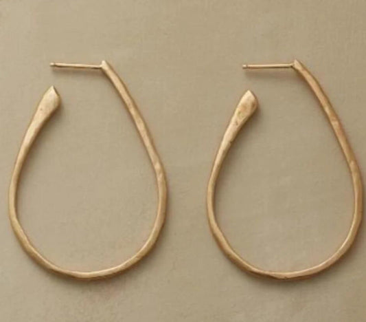 Stunning Earring for Daily Wear