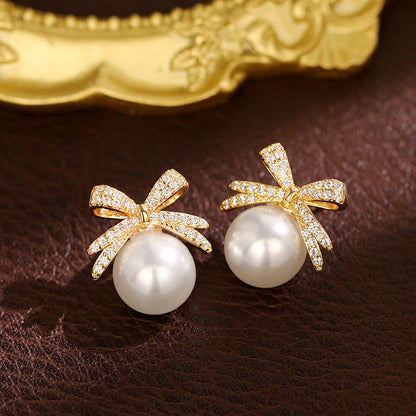 Classic Pearl Earring with Timeless Appeal