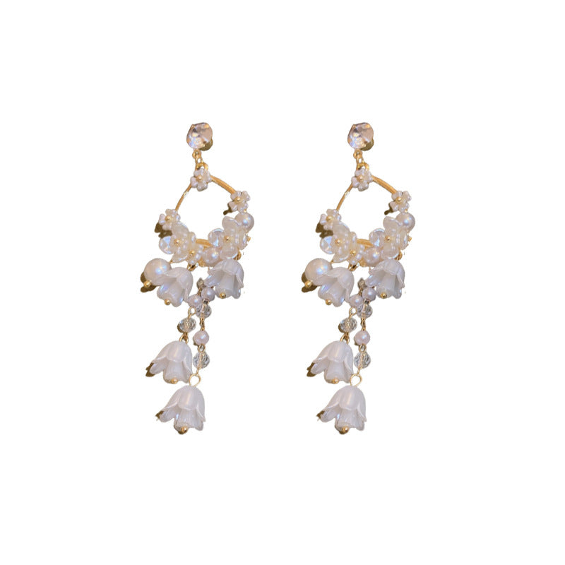 Charming Pearl Earring for Any Occasion