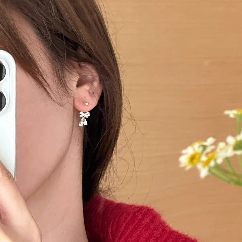 Classic Earring with Timeless Appeal