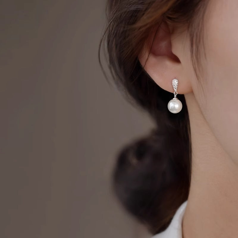 Delicate Artisan Pearl Earring