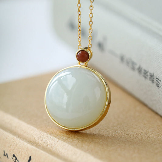 Elegant Silver Necklace for Every Occasion
