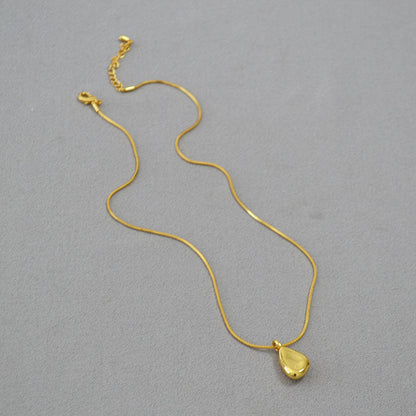 Beautiful Gold Necklace with Unique Style