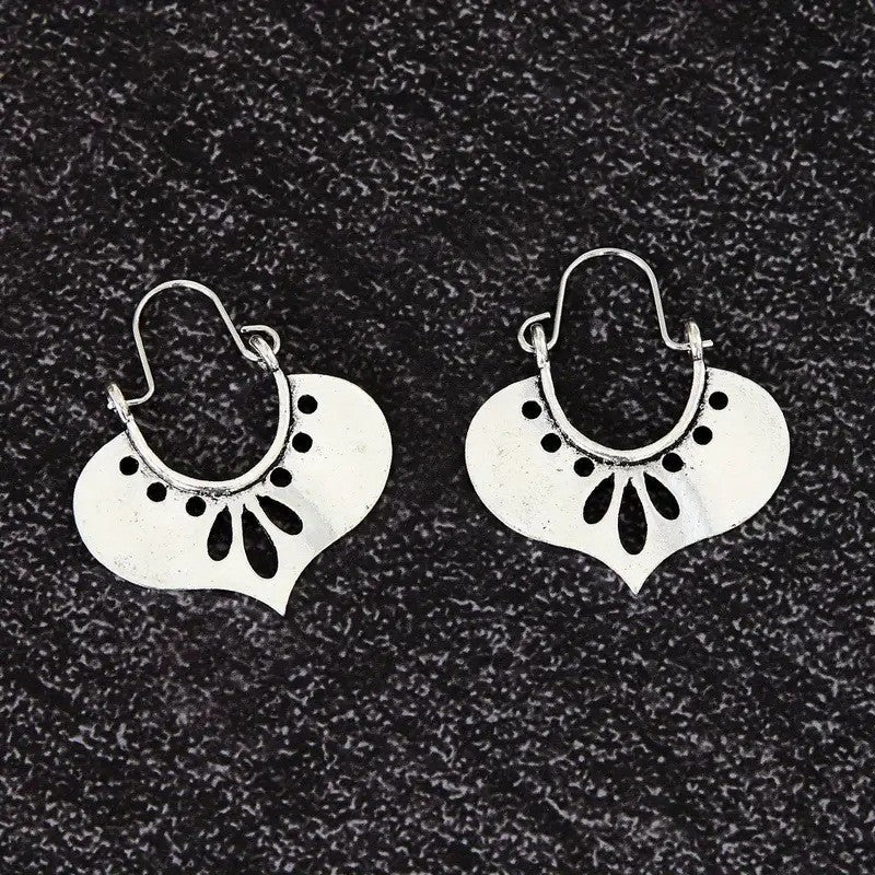 Classic Earring with Timeless Appeal