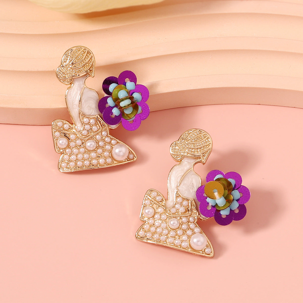 Romantic Pearl Earring for Special Moments