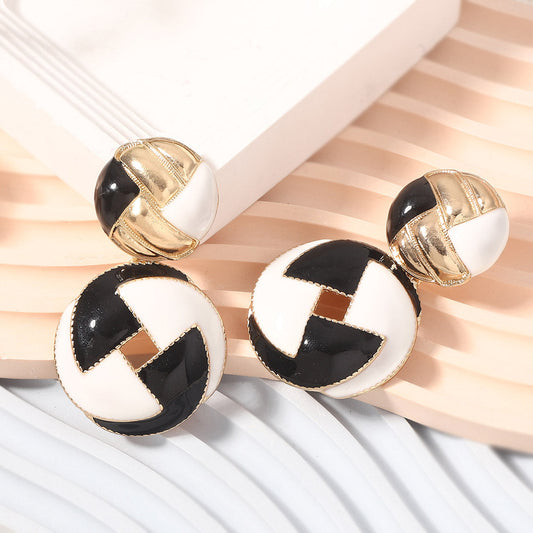 Elegant Earring for Every Occasion