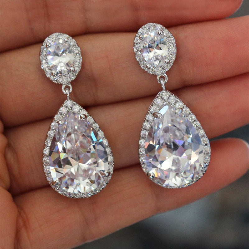 Classic Earring with Timeless Appeal