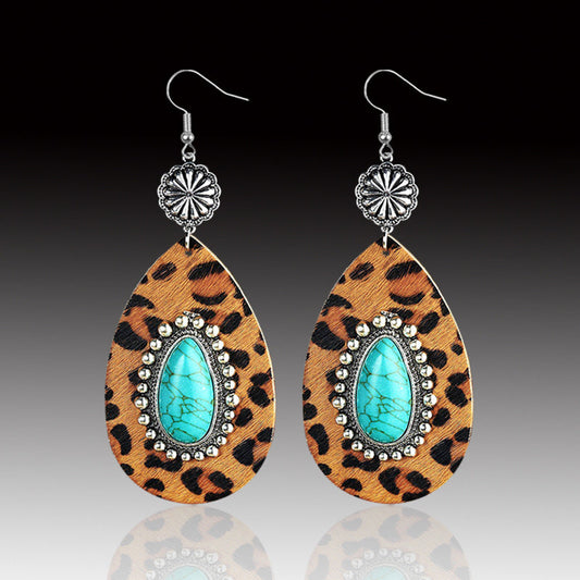 Charming Earring for Any Occasion