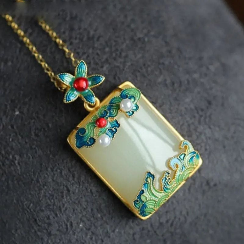 Charming Necklace for Any Occasion