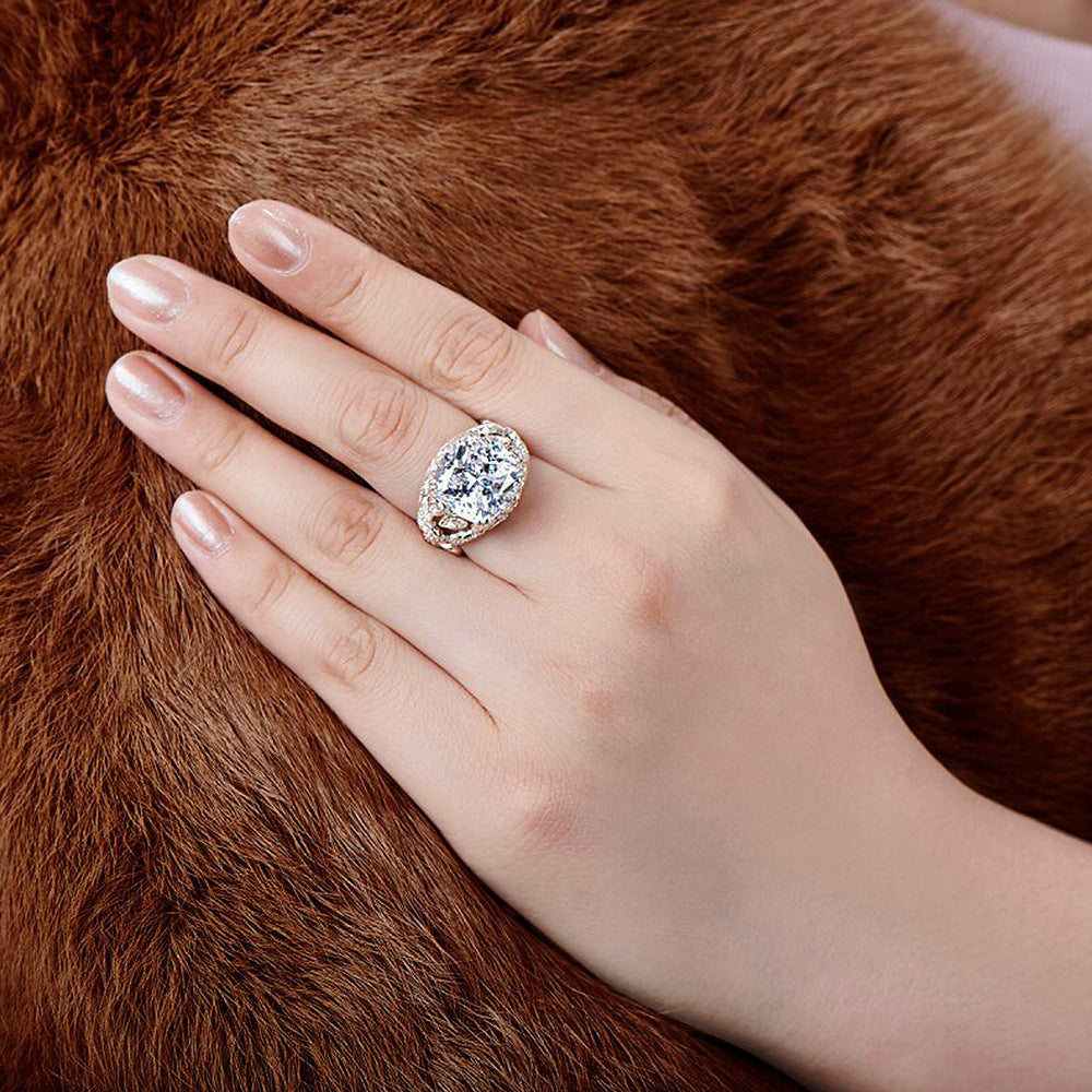 Beautiful Ring with Unique Style