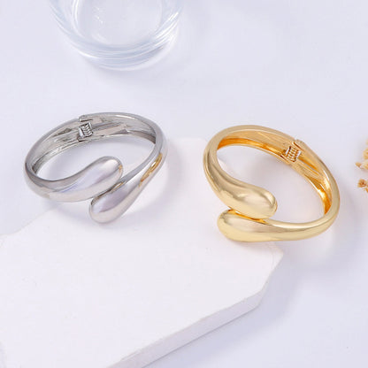 Charming Bracelet for Any Occasion