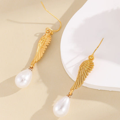 Delicate Artisan Gold Earring