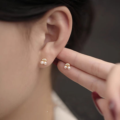 Stunning Pearl Earring for Daily Wear
