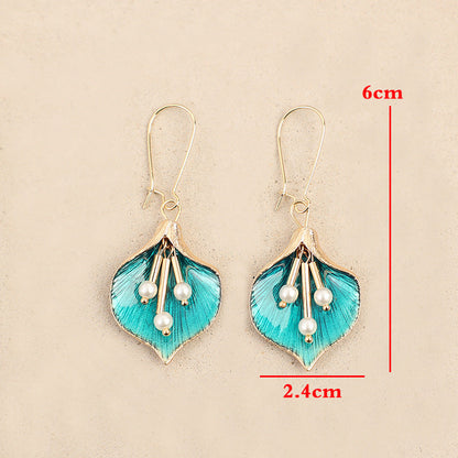 Delicate Artisan Pearl Earring