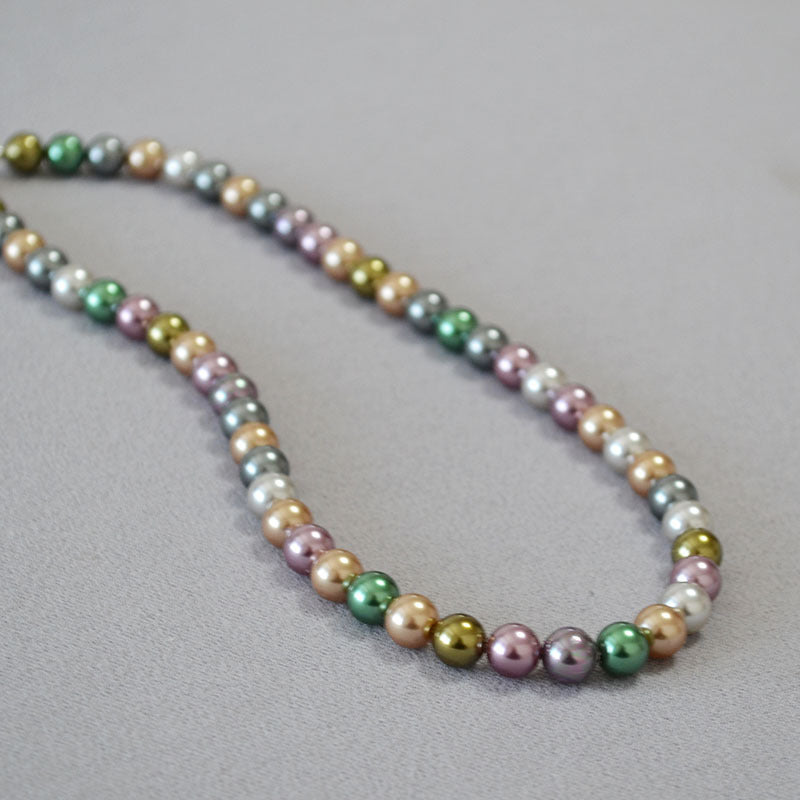 Beautiful Pearl Necklace with Unique Style