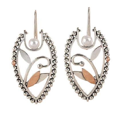 Delicate Artisan Pearl Earring