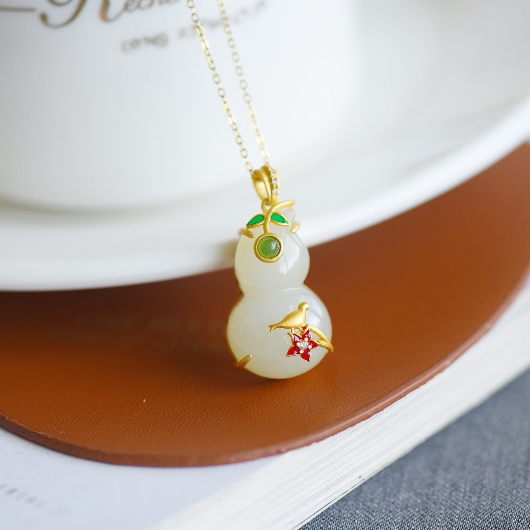 Stunning Gold Necklace for Daily Wear