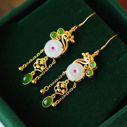Elegant Silver Earring for Every Occasion