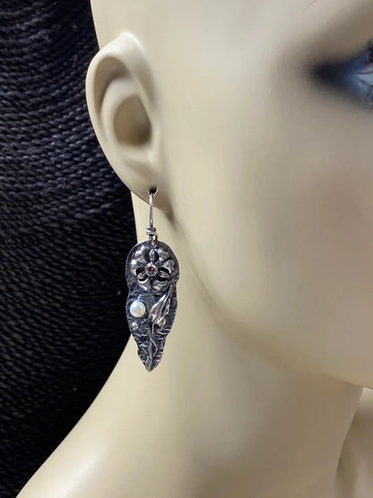 Classic Silver Earring with Timeless Appeal