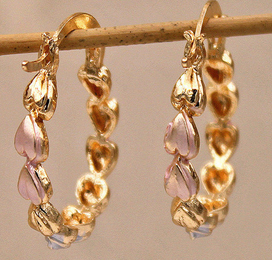 Charming Earring for Any Occasion