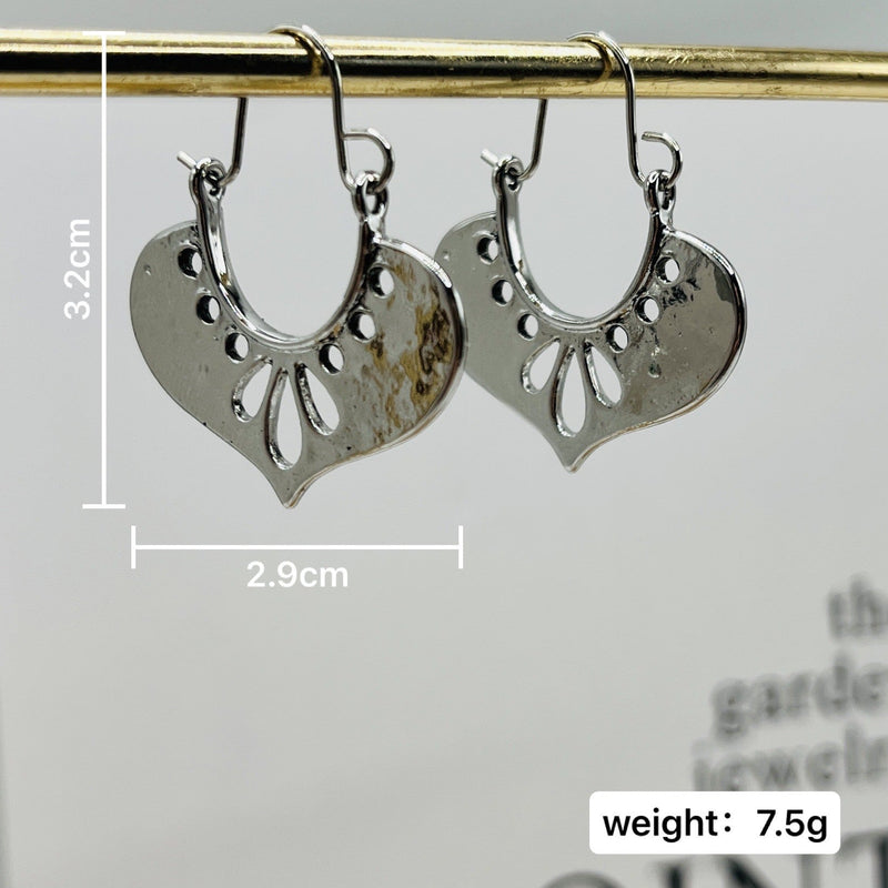 Classic Earring with Timeless Appeal