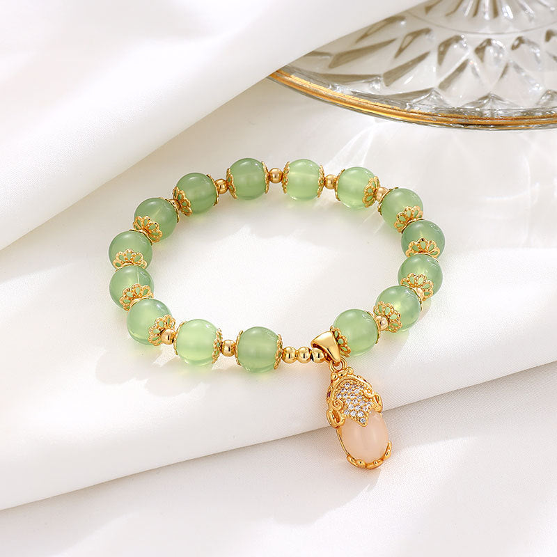 Charming Silver Bracelet for Any Occasion