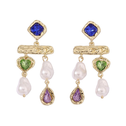 Beautiful Pearl Earring with Unique Style