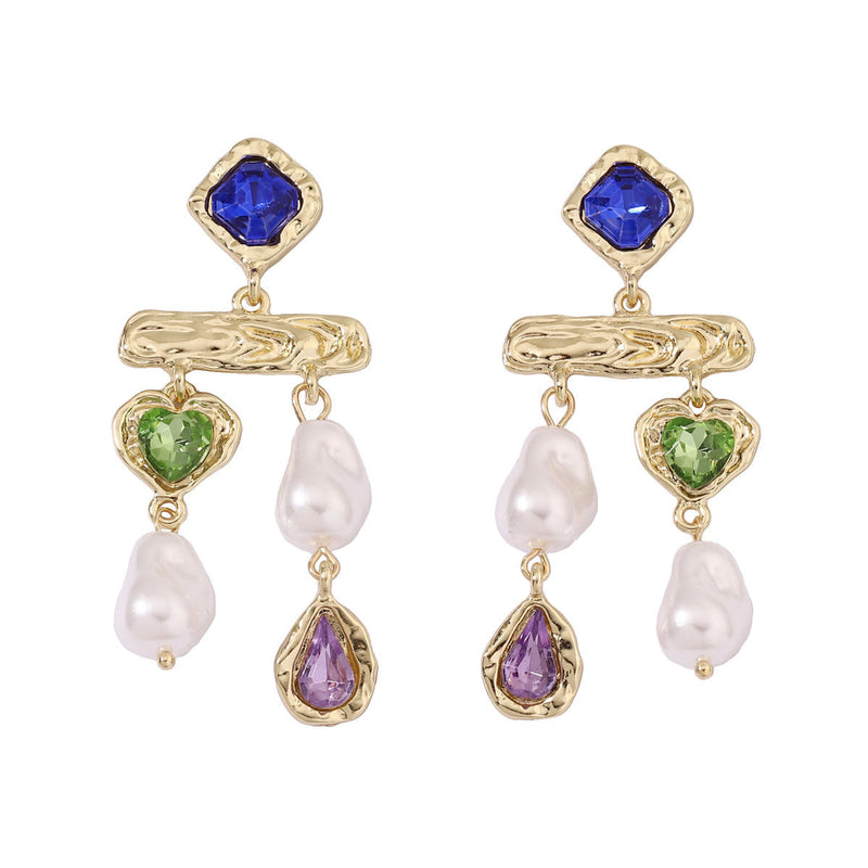Beautiful Pearl Earring with Unique Style