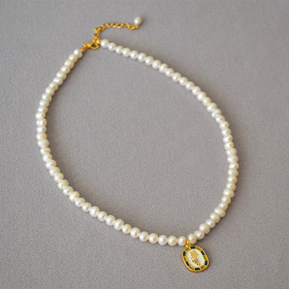 Charming Pearl Necklace for Any Occasion