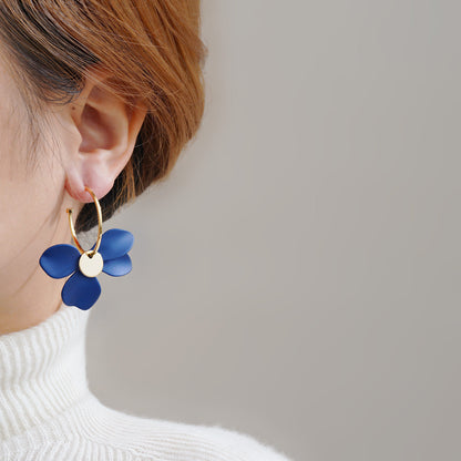 Beautiful Earring with Unique Style