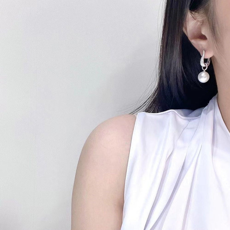 Delicate Artisan Pearl Earring