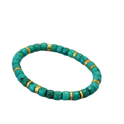 Classic Gold Bracelet with Timeless Appeal