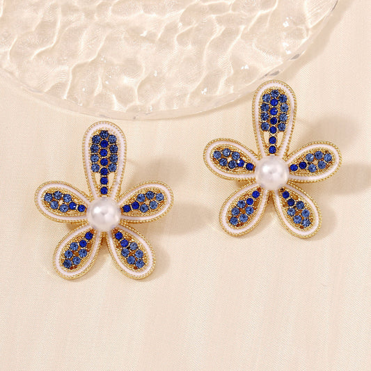 Charming Pearl Earring for Any Occasion
