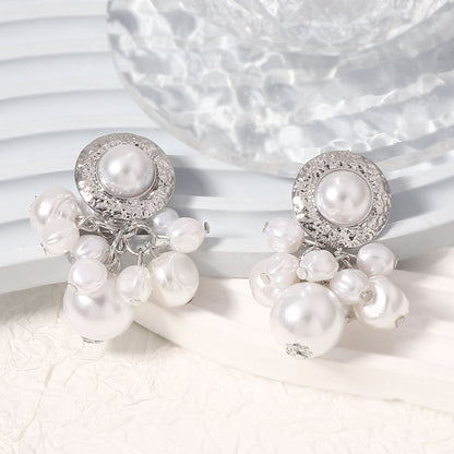 Beautiful Pearl Earring with Unique Style