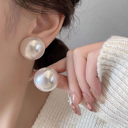 Romantic Pearl Earring for Special Moments