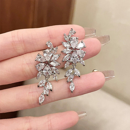 Charming Earring for Any Occasion