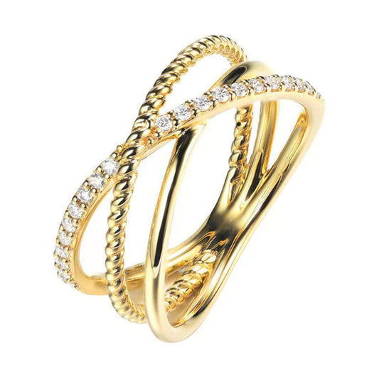 Classic Gold Ring with Timeless Appeal
