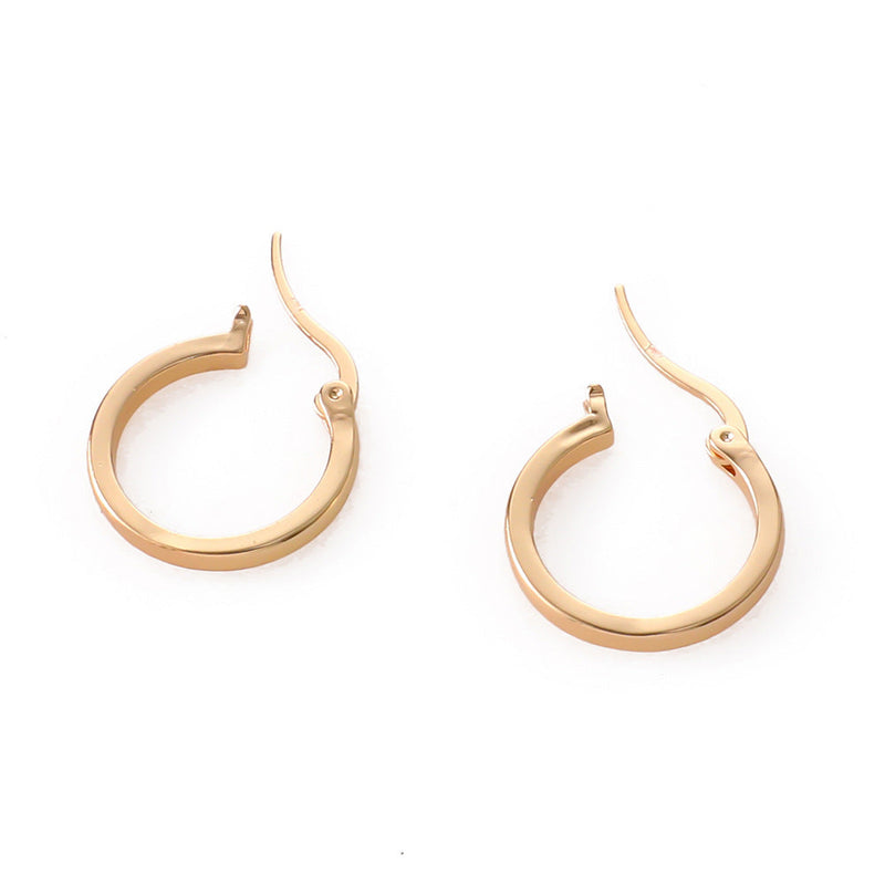 Romantic Gold Earring for Special Moments
