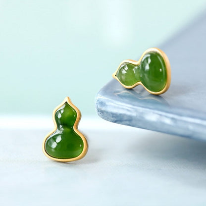 Romantic Silver Earring for Special Moments