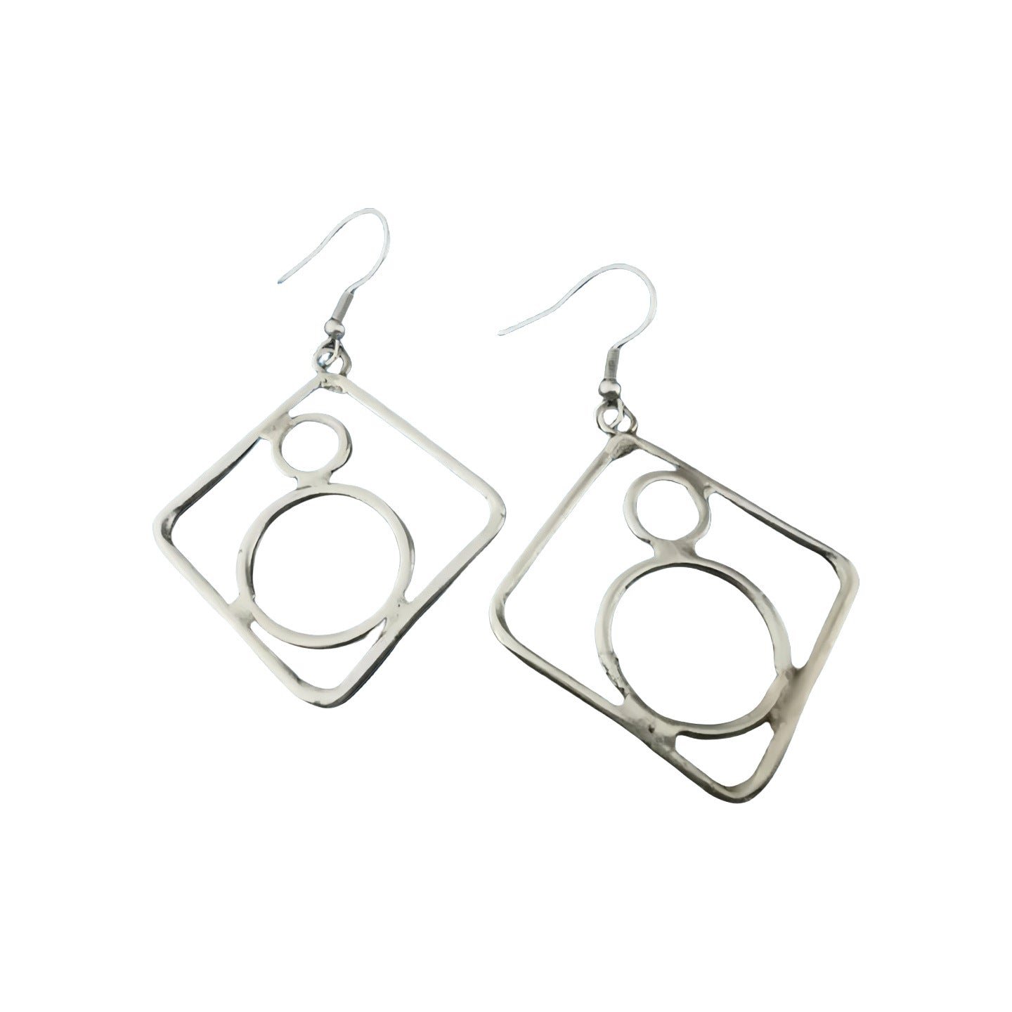 Classic Earring with Timeless Appeal