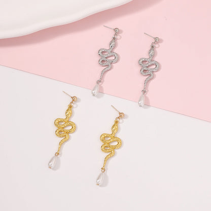Charming Pearl Earring for Any Occasion