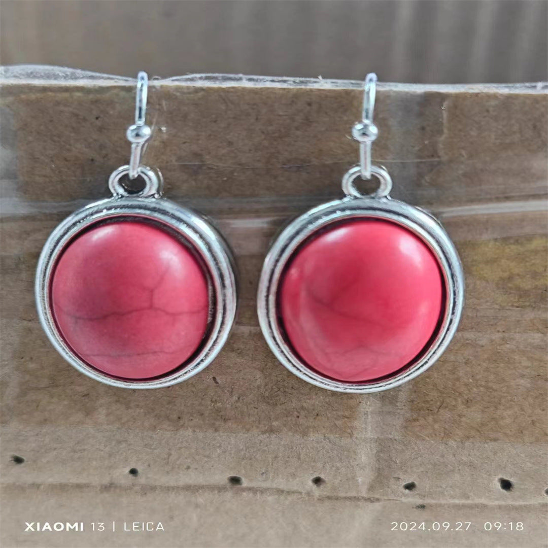 Classic Earring with Timeless Appeal